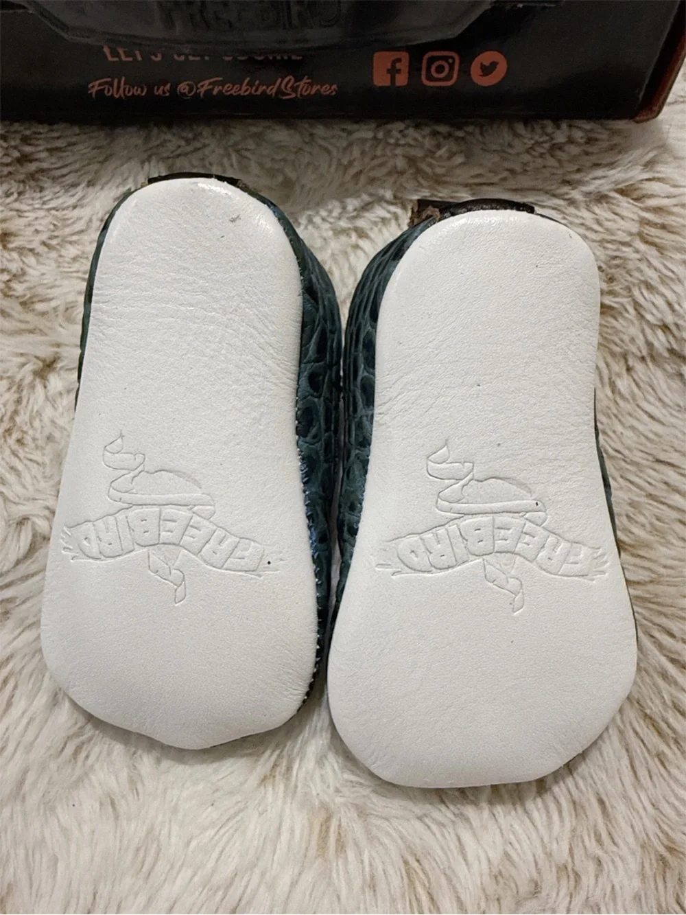 RARE FREEBIRD Baby Kicks Turquoise Croco Leather Shoes 0-3M NIB